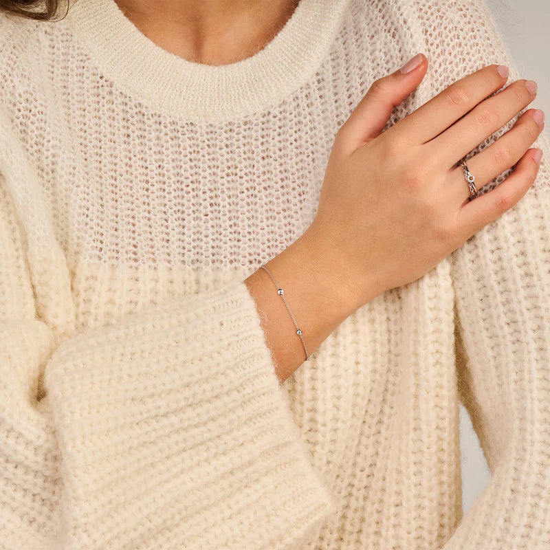 Armband mit fünf Zirkonia 4 mm in glatter Fassung aus 585er Weißgold